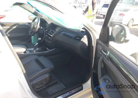 2015 BMW X4 xDrive28I z USA, uszkodzony, nr VIN 5UXXW3C53F0M89233